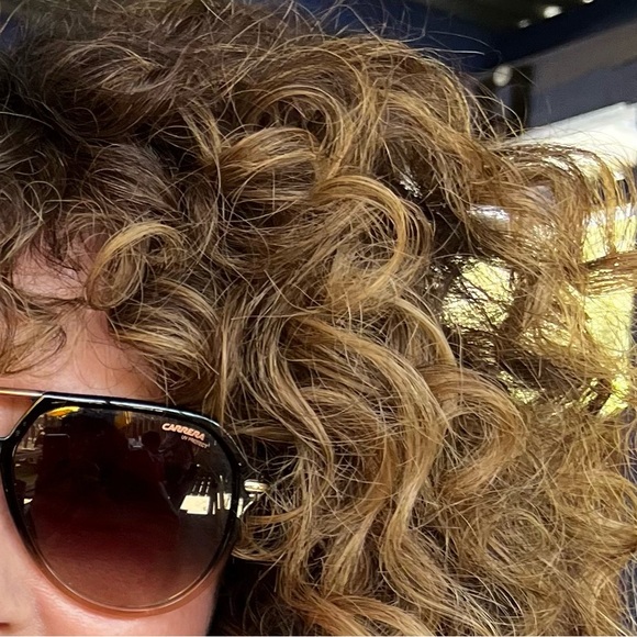 Meet your Posher, Paige - Picture 1 of 1